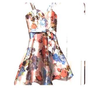 Chi Chi London Bandeau Debutant